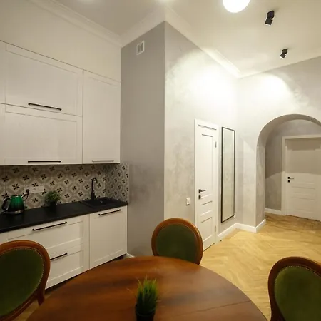 Apartman центр львова вул личаківська 5 площа ринок 2 кімнати ізольовані Lviv