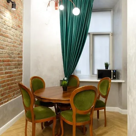 центр львова вул личаківська 5 площа ринок 2 кімнати ізольовані Apartman