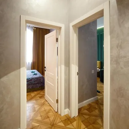 центр 2 окремі ізольовані спальні вулиця личаківська 5 * Leopoli